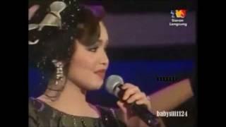 Download lagu Dato' Siti Nurhaliza - Bukan Cinta Biasa, Nobody & Nirmala @ ABPBH 2010 mp3