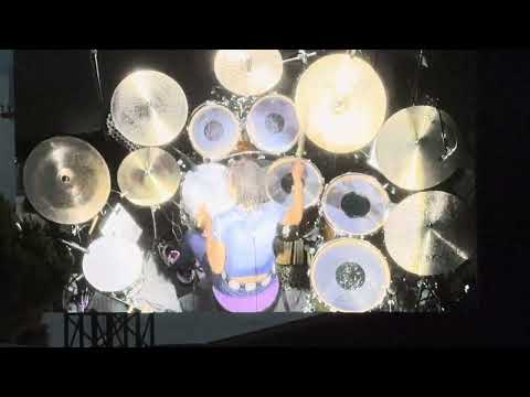 Cindy Blackman Santana  - Drum Solo - Carlos Santana Live in Montreux  18.7.25