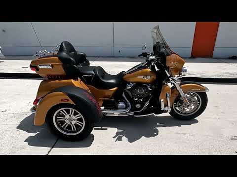 2023 Harley-Davidson Tri Glide Ultra FLHTCUTG