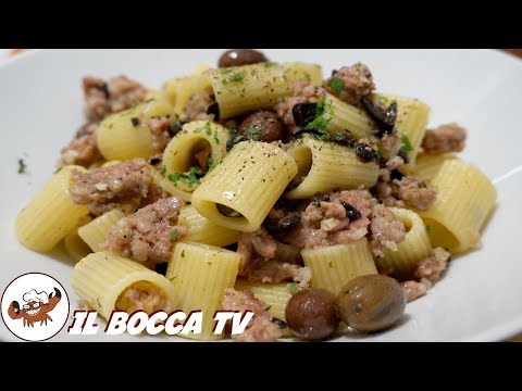 552 - Pasta salsiccia e olive..ci riempirei le stive! (primo di terra facile e sfizioso e goloso)