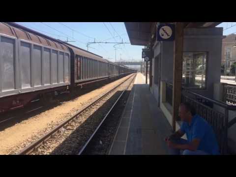 E652.073 + carri chiusi serie H [MRI FALCONARA M.MA - MODANE]