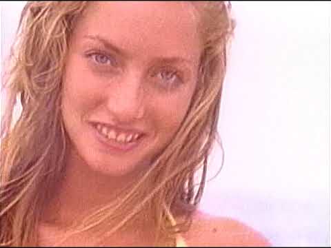 2 In A Room - Wiggle It Remix 1990 (Rockamerica)