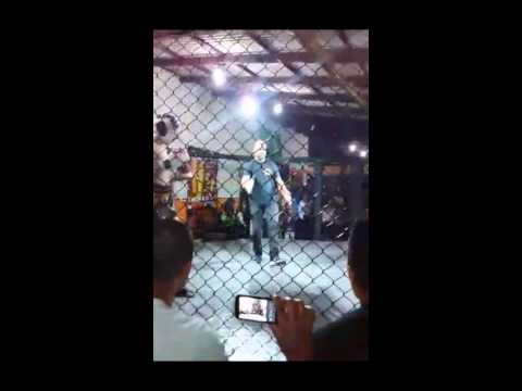 Jefferson Pequeno(King Shark/Preto) X Gustavo Pezâo(Thai Club)55Kg