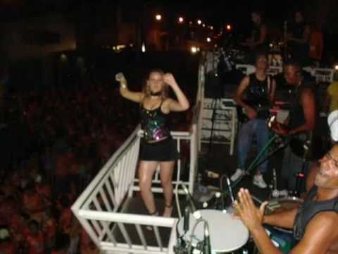Karmin Shiff feat. Juliana Pasini - Santo Brasil