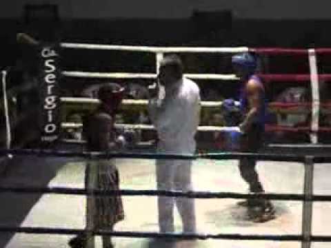 Federico Correa vs. Héctor "La Vinchuca" Mendoza (amateur)
