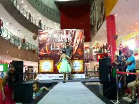 SHOw Stopper     Samyukta Jain as Show Stopper in Kids Fashion Show at Malhar Mega mall