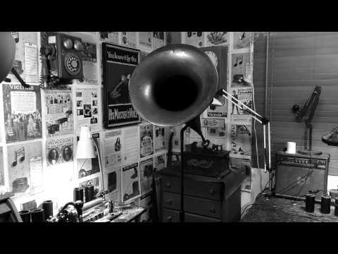 Six Brown Brothers "That Moaning Saxophone Rag" Victor 17677 November 20, 1914