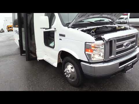 2015 Ford Starcraft Starquest 14 Passenger + Rear Luggage Executive Shuttle Bus - S35142