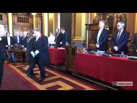 The City of Edinburgh Council decides to extend the tramline