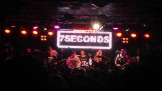 7seconds - leave a light on