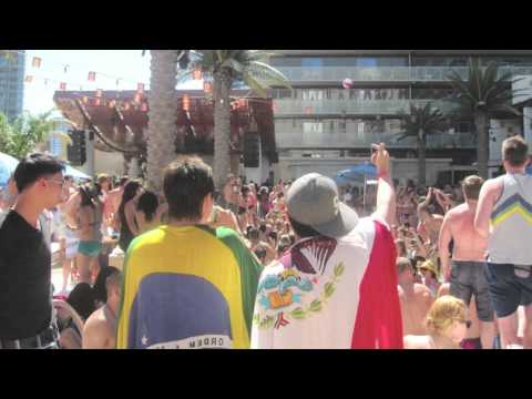 download lagu mp3 mp4 Create Your Own Sarong, download lagu Create Your Own Sarong gratis, unduh video klip Create Your Own Sarong