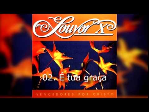 É Tua Graça video
