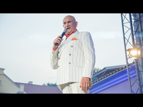 Edmundas Kučinskas – Noriu būti turtingas (LIVE @Kitokie pasikalbėjimai)