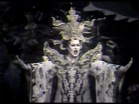 Puccini - Turandot Con Montserrat Caballé, Giacomini, Mitchell; Ozawa 1981 París