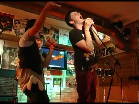 Живое выступление ТИРОКИ в" ВАРЕНИКС" ГДЕ ТЫ.mpg