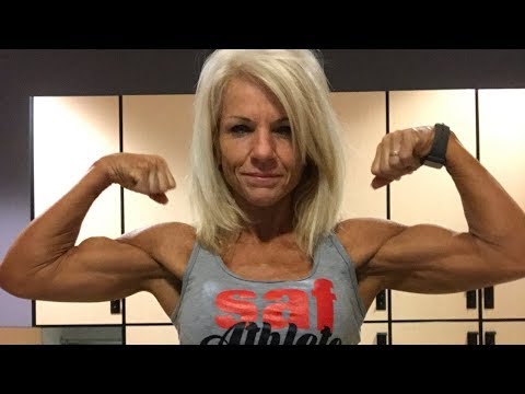 51 years young muscle woman Michelle Leafloor
