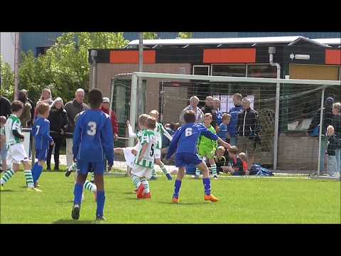 SSV'65 JO9-1 vermaakt zich op toernooi in Wolphaartsdijk