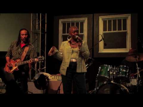 ZAKIYA HOOKER meets JAMES GAYLES