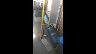 Ônibus perde uma das portas e segue viagem na Zona Oeste do Rio