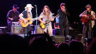 Willie Nelson & family / Move it on over / Harrahs - Funner, CA / 1/6/18