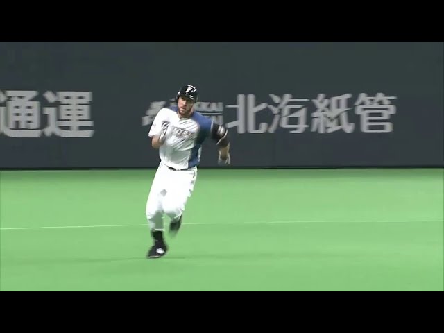 【4回裏】ファイターズ・ハーミッダ ライト線へ2点タイムリー3ベースヒット!! 2015/3/8 F-DB