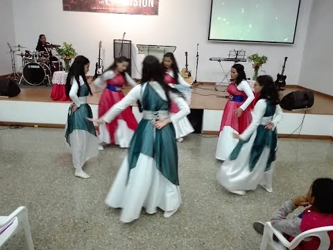 Danza- Bueno Es Dios(King of my Heart)Majo Solís ft. Banda Horizonte