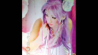 Trish Thuy Trang - deep in my heart [slide show]