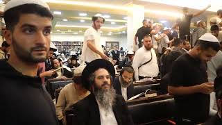 "זהו עולם בתוך עולם"... הרגשת התשובה האחדות השמחה והתשובה שיש פה אין במקום אחר"... רק בבית המקדש"...