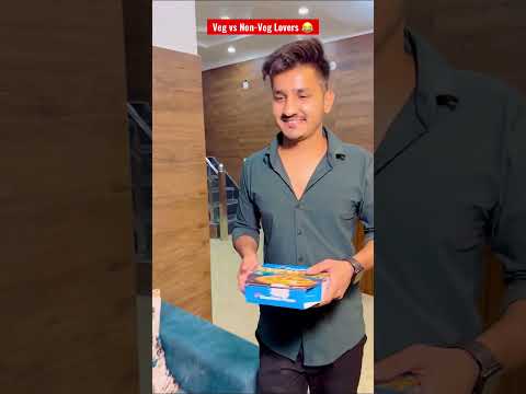 That Vegetarian Friend in every group 🤣 #priyalkukreja #shorts #ytshorts