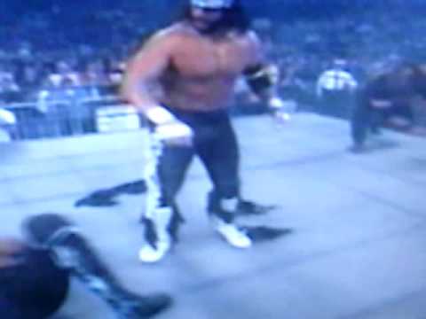 WM X rematch on WCW Thunder  in 1998/  Macho Man vs Crush