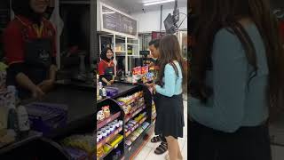 Download lagu viral Davi Sumbing buys candy at Alfamart, hilarious mp3 Download lagu viral Davi Sumbing buys candy at Alfamart, hilarious mp3