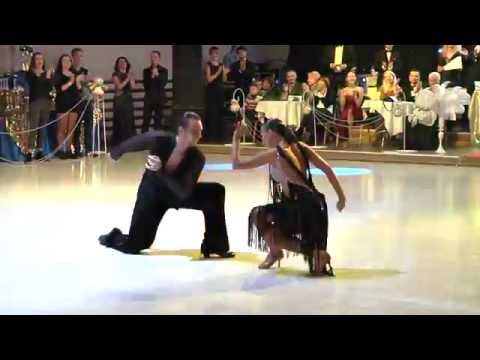 Dmytro Vlokh & Ekaterina Krisanova - Cha-cha show