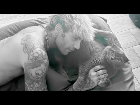 GionnyScandal - The Rainbow Bridge (OFFICIAL VIDEO)