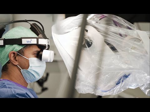 TX2-60 robot improves surgery conditions