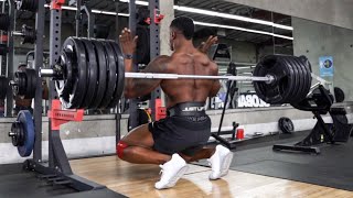 Re: [新聞] 扛210Kg槓鈴深蹲！網紅跌倒「秒壓斷頸亡