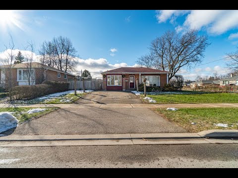 Home for sale at 52 Aberdeen Crescent, Brampton, ON L6T 2P9