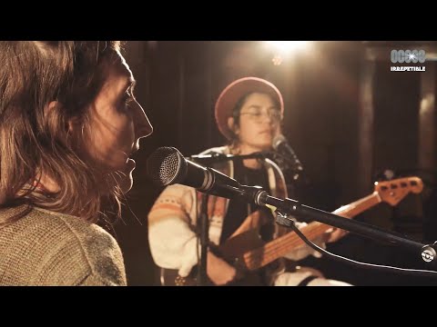 Warpaint - "From California to Mexico, a Rare and Intimate Performance" (December, 2020)