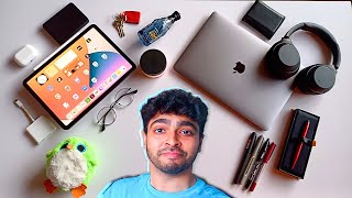 What's In My Bag as a UK Medical Student - Everyday Carry 2023
