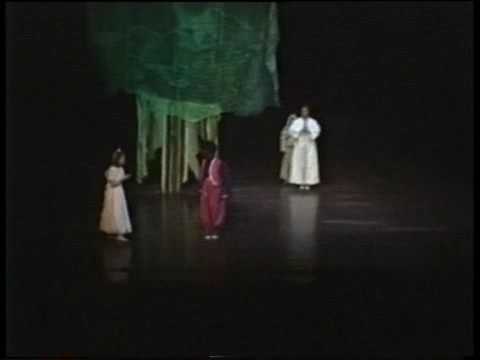 Theatervoorstelling 'De Toverfluit' van Mozart, jaren ’80 (selectie uit BB10571)