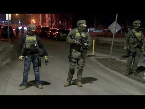 ICE officer shoots shovel-wielding man in Minneapolis