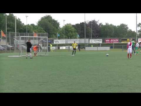 Isaiah Ahmed Toernooi SDO E top RKEDO - UVV E1 penalty 21-5-2016