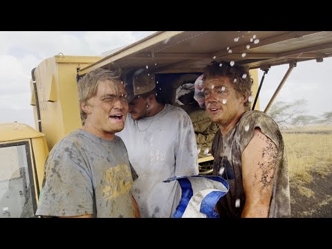 Our Tuk Tuk Broke Down in Kenya