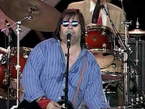 Steve Earle with The V-Roys - Here I Am (Live at Farm Aid 1997)