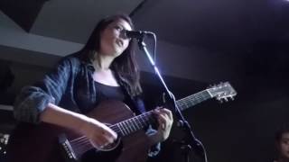 Catherine McGrath - Never Wanna Fall In Love (HD) - The Social - 27.03.17