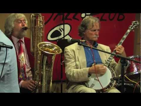 Jazz-O-Matic Five play "Do Something"