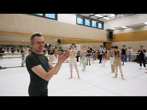 Hong Kong Ballet Class with Vladimir Malakhov 香港芭蕾舞團熱身課
