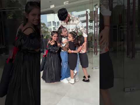 Varun ko Bacho ne Pakad Liya ❤️❤️❤️