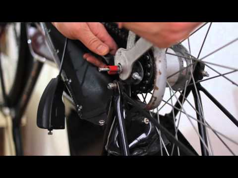 Wie baue ich mein Hinterrad aus, Hollandrad, Gazelle, Kettenkasten Teil 1