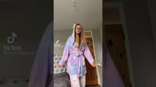 Cute tiktok babe buss it challenge