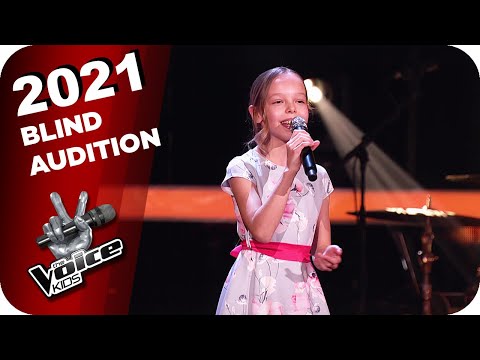 Udo Jürgens - Immer wieder geht die Sonne auf (Lorena) | The Voice Kids 2021 | Blind Auditions